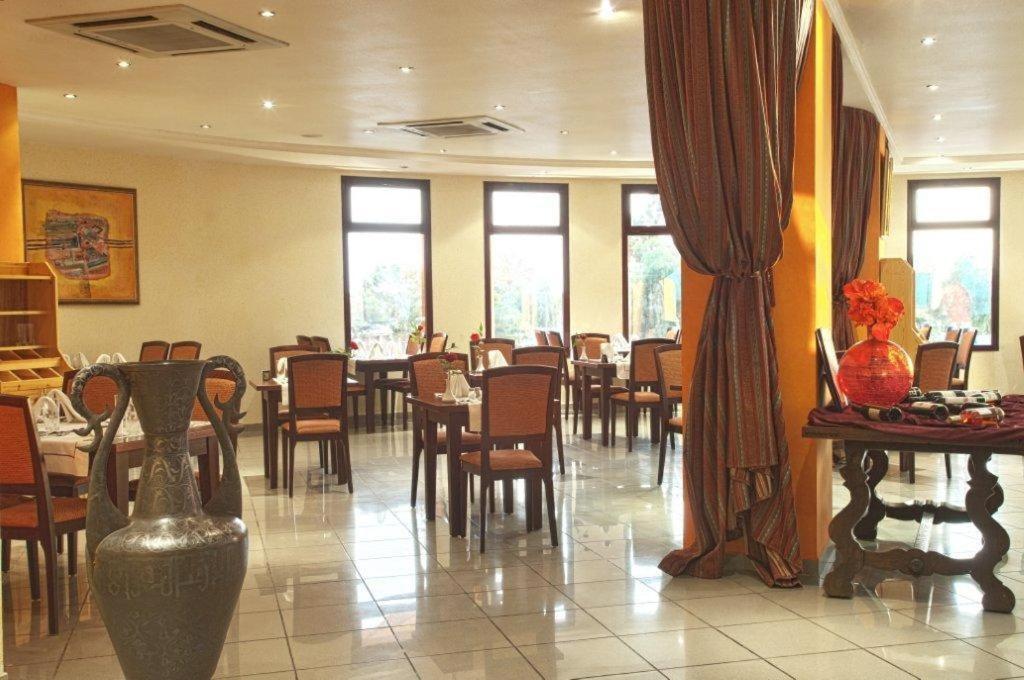 Eden Airport Hotell El Kerma Exteriör bild