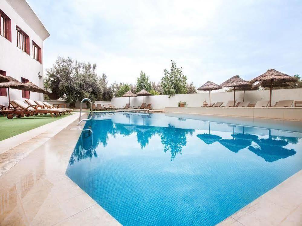 Eden Airport Hotell El Kerma Exteriör bild